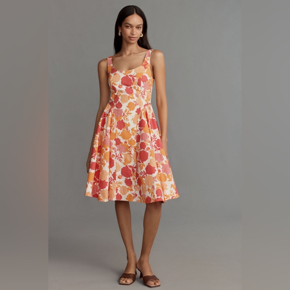 Sleeveless Scoop-Neck Basque-Waist Midi Dress - Picture 3 of 6